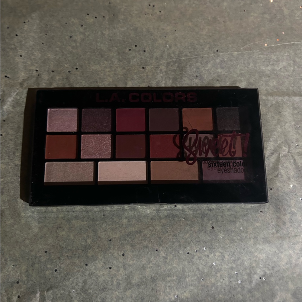 LA colors sweet 16 eyeshadow palette